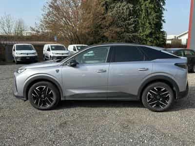 Peugeot 3008 1.2 HYBRID 145 GT E-DCS6 (2025) - Foto 8