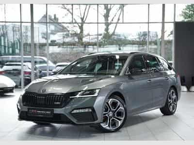 Skoda Octavia RS 4x4 *1.H *19 *Virtual*Pano*AHK*360° (2024) - Foto 1