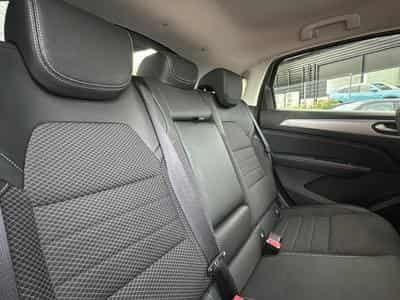 Renault ARKANA 1.6 E-TECH HYBRIDE 145 TECHNO (2022) - Foto 8