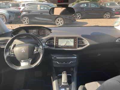 Peugeot 308 1.5 BLUEHDI 130 ALLURE EAT8 (2018) - Photo 10