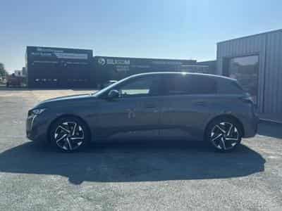 Peugeot 308 1.5 BLUEHDI 130 ALLURE EAT8 (2025) - Foto 8
