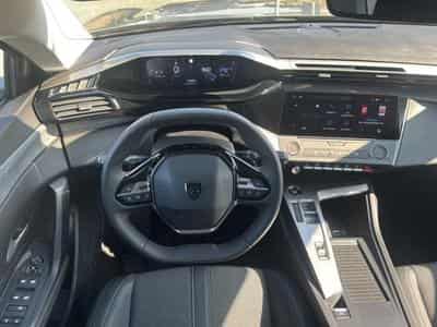 Peugeot 308 1.5 BLUEHDI 130 ALLURE EAT8 (2025) - Foto 11