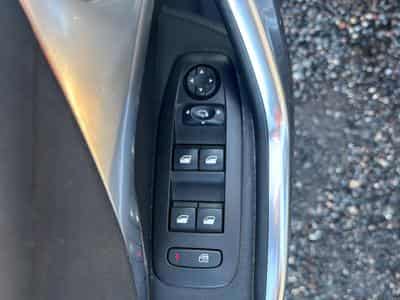 Peugeot 2008 1.2 PURETECH 110 CROSSWAY (2019) - Foto 11