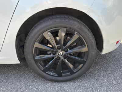 Renault Megane 1.3 TCE 160 RS LINE EDC (2021) - Foto 9