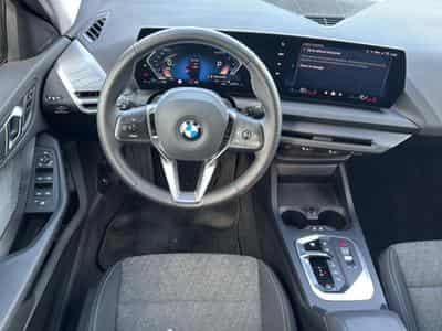Bmw SERIE 1 (F70) 120DA 163 M SPORT DESIGN DKG7 (2024) - Foto 10