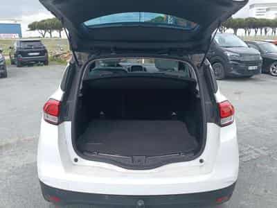 Renault Scenic 1.6 DCI 160 INITIALE PARIS EDC (2017) - Foto 10