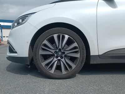 Renault Scenic 1.6 DCI 160 INITIALE PARIS EDC (2017) - Foto 9