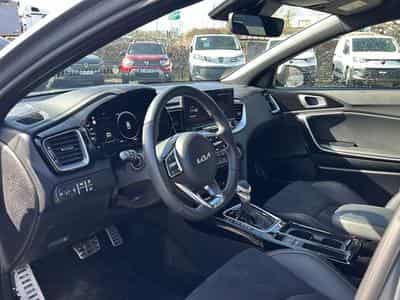 Kia XCEED 1.5 T-GDI 140 GT-LINE PREMIUM DCT7 (2024) - Foto 11