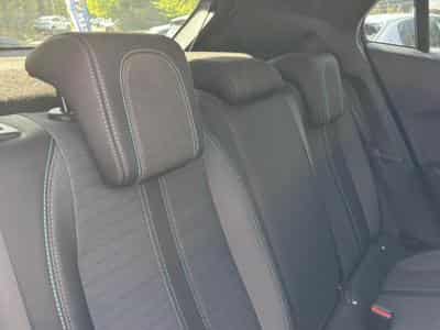 Peugeot 2008 1.5 BLUEHDI 110 S&S ALLURE PACK (2022) - Foto 14