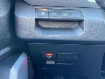 Dacia DUSTER 1.2 MILD HYBRID 140 JOURNEY (2026) - Foto 12