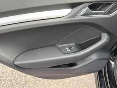 Audi A3 40 E-TRON 204 DESIGN LUXE S TRONIC 6 EURO6D-T 8CV (2020) - Photo 15