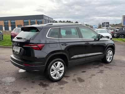 Skoda KAROQ 1.5 TSI 150 SELECTION DSG7 (2025) - Foto 5