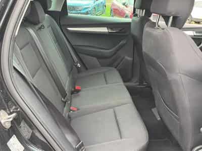 Skoda KAROQ 1.5 TSI 150 SELECTION DSG7 (2025) - Foto 14