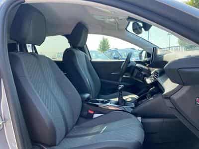 Peugeot 208 1.2 100 ALLURE (2025) - Foto 11