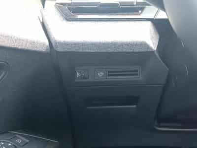 Peugeot 3008 1.2 HYBRID 145 ALLURE E-DCS6 (2025) - Foto 12