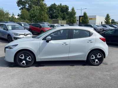 Mazda 2 1.5 E-SKYACTIV-G 90 CENTRE-LINE (2024) - Foto 8