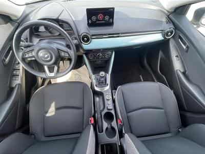 Mazda 2 1.5 E-SKYACTIV-G 90 CENTRE-LINE (2024) - Foto 9
