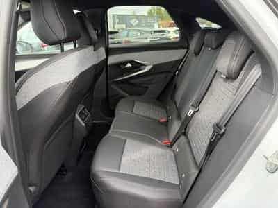 Peugeot 3008 1.2 HYBRID 145 ALLURE E-DCS6 (2025) - Foto 14