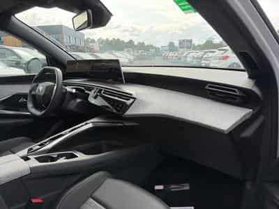 Peugeot 3008 1.2 HYBRID 145 ALLURE E-DCS6 (2025) - Foto 12