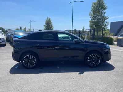 Peugeot 3008 1.2 HYBRID 145 ALLURE E-DCS6 (2025) - Foto 4