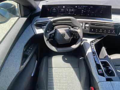 Peugeot 3008 1.2 HYBRID 145 ALLURE E-DCS6 (2025) - Foto 10