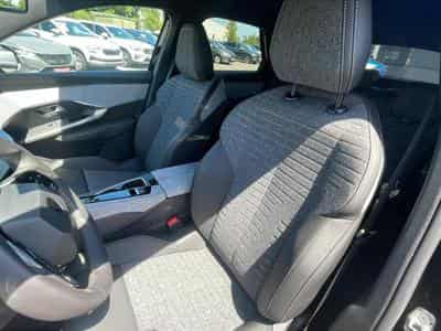 Peugeot 3008 1.2 HYBRID 145 ALLURE E-DCS6 (2025) - Foto 14