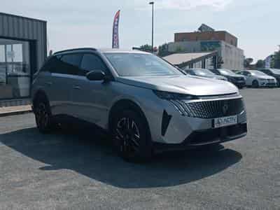 Peugeot 5008 HYBRID 145 ALLURE E-DCS6 (2025) - Foto 3