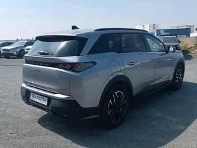 Peugeot 5008 HYBRID 145 ALLURE E-DCS6 (2025) - Foto 5