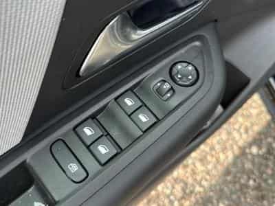 Citroen C4 X 1.2 HYBRIDE 145 MAX E-DCS6 (2025) - Foto 15