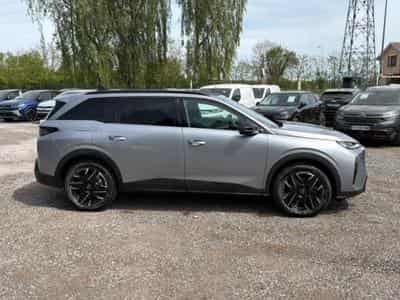 Peugeot 5008 HYBRID 145 ALLURE E-DCS6 (2025) - Photo 4