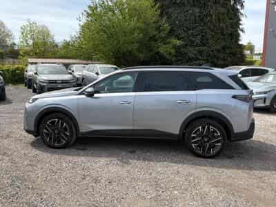 Peugeot 5008 HYBRID 145 ALLURE E-DCS6 (2025) - Photo 8