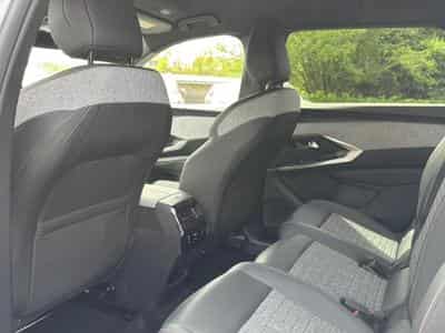 Peugeot 5008 HYBRID 145 ALLURE E-DCS6 (2025) - Photo 13