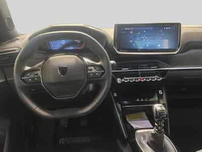 Peugeot 2008 1.2 100 ALLURE (2025) - Foto 10