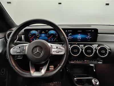 Mercedes CLA 180 180d Pack AMG *NAVI/FULL LED/CUIR PARTIEL/CAMERA/PDC/JA18* (2021) - Foto 9
