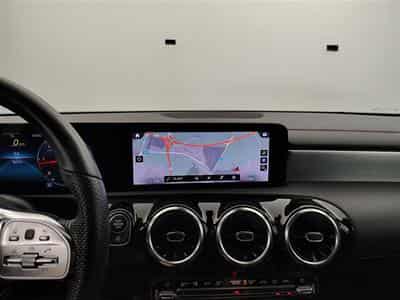 Mercedes CLA 180 180d Pack AMG *NAVI/FULL LED/CUIR PARTIEL/CAMERA/PDC/JA18* (2021) - Foto 11