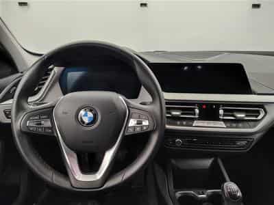 BMW 118 i Navi Cockpit / Led / PDC (2022) - Photo 9
