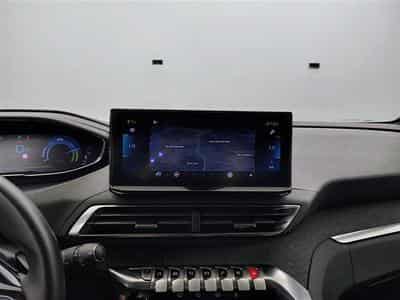 Peugeot 3008 1.6 Hybrid 225cv Allure NAVI / FULL LED / CAMERA / KEYLESS (2023) - Photo 11