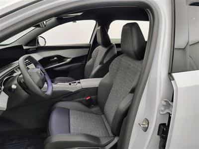 Peugeot 5008 1.2 HYBRID 145cv e-DSC6 Allure Pack 7pl. NAVI / CAMERA 360° (2025) - Foto 7