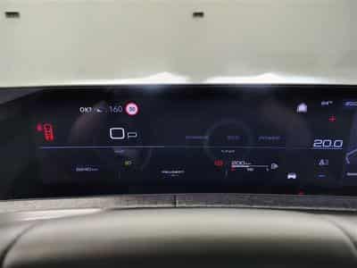 Peugeot 5008 1.2 HYBRID 145cv e-DSC6 Allure Pack 7pl. NAVI / CAMERA 360° (2025) - Foto 10