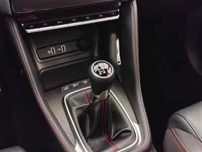 MG ZS 1.5 VTi 105cv Luxury NAVI / FULL LED / CUIR / CAMERA / JA 17 (2024) - Foto 12