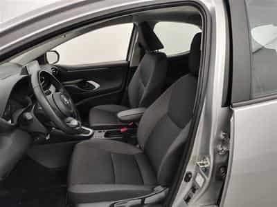 Toyota Yaris 1.5i VVT-i Hybrid E-CVT CARPLAY / CLIM (2025) - Photo 7