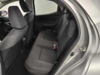 Toyota Yaris 1.5i VVT-i Hybrid E-CVT CARPLAY / CLIM (2025) - Photo 13