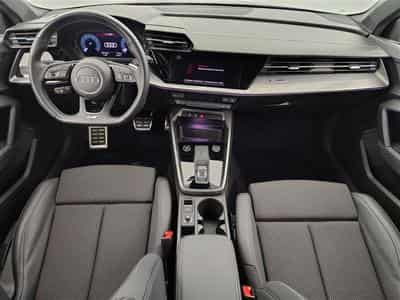 Audi A3 30 TFSI S-Line S-Tronic Navi / Led / PDC (2024) - Photo 8