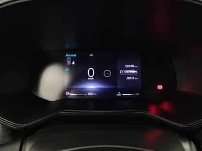 Renault Clio 1.0 TCe Evolution (2024) - Photo 10