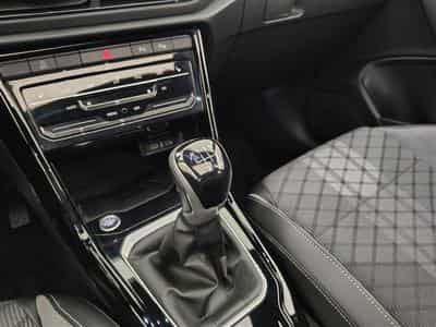 VW T-Roc R-line Ultimate Black (2026) - Foto 12