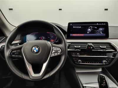 BMW 520 Touring 520iA MHEV/CUIR/NAVI/FULL LED/JA/PDC (2023) - Photo 9