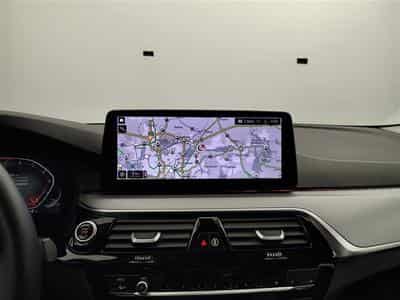 BMW 520 Touring 520iA MHEV/CUIR/NAVI/FULL LED/JA/PDC (2023) - Photo 11
