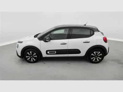Citroen C3 1.2i PureTech Shine CARPLAY / FULL LED / JA 16" (2023) - Photo 3