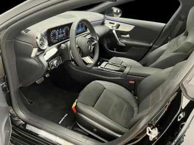 Mercedes CLA 180 AMG-Line Premium Plus (2025) - Foto 8