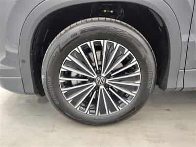 VW Tayron 1.5 e-TSi 150cv DSG 30Years 7pl. CARPLAY / FULL LED (2026) - Foto 6
